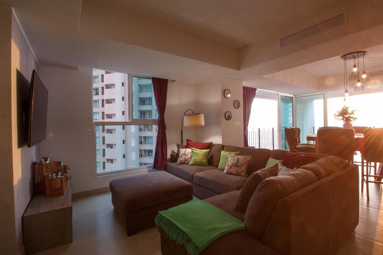 910-3000 Grand Venetian P.V. Apartment Puerto Vallarta Exterior photo